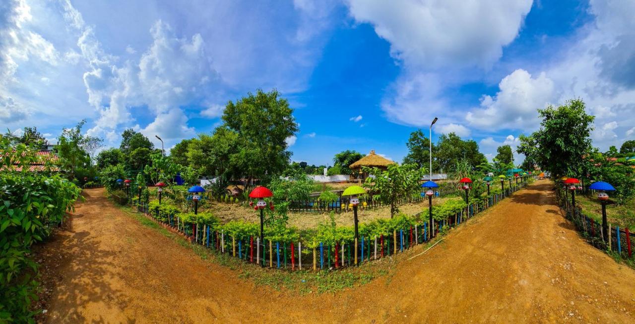 Panchobon Art Resort Shānti Niketan エクステリア 写真