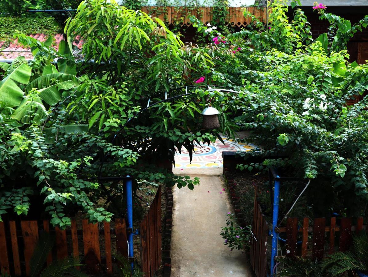 Panchobon Art Resort Shānti Niketan エクステリア 写真